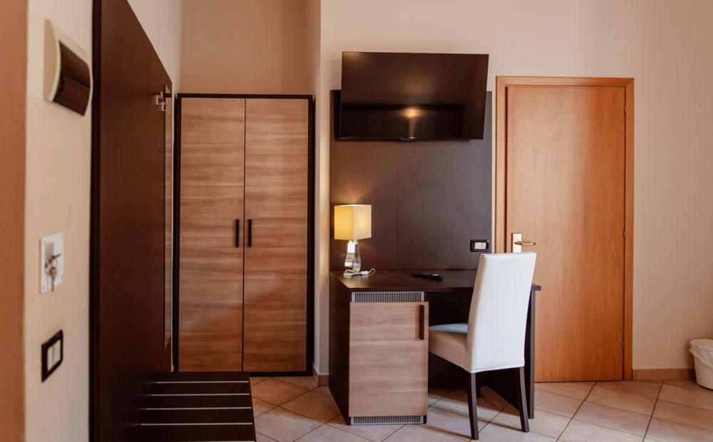Hotel Rossi Manciano Buitenkant foto