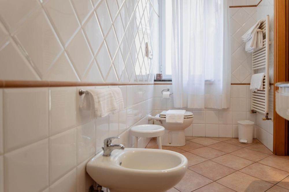 Hotel Rossi Manciano Buitenkant foto
