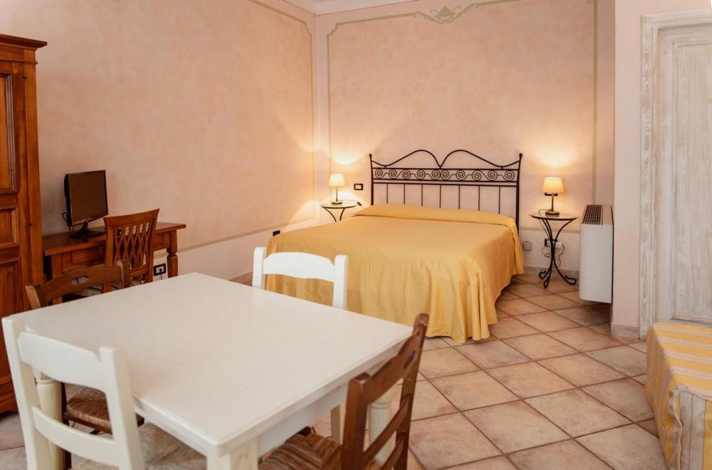 Hotel Rossi Manciano Buitenkant foto