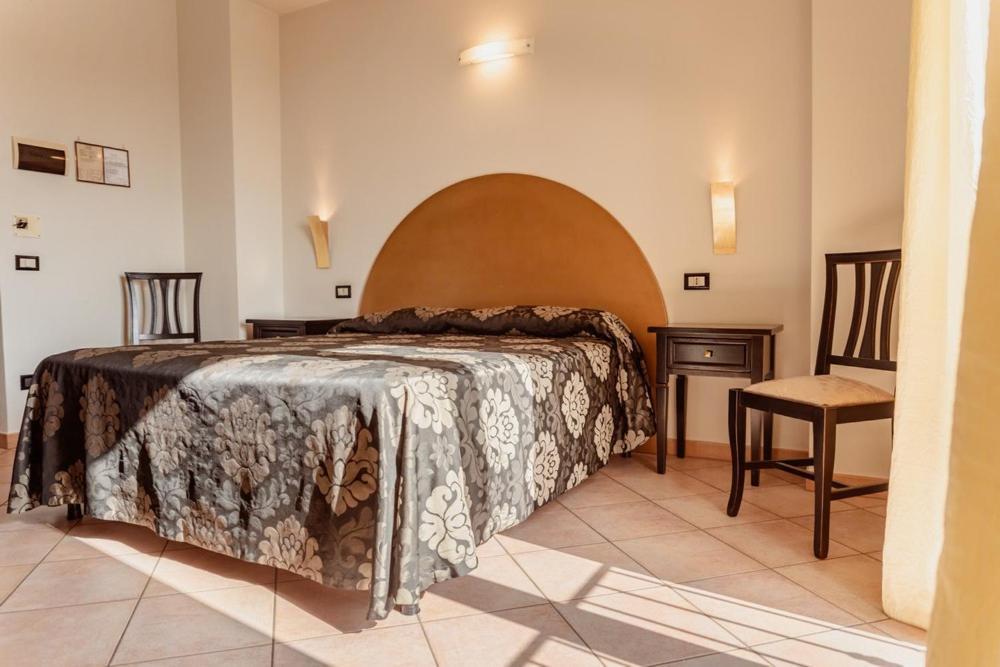 Hotel Rossi Manciano Buitenkant foto